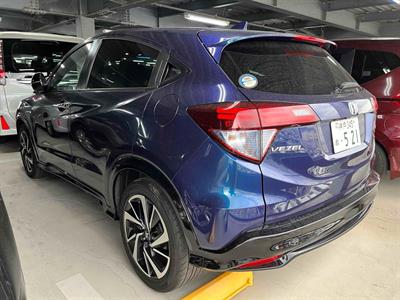 2017 Honda Vezel - Thumbnail