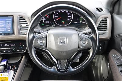 2017 Honda Vezel - Thumbnail