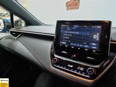 2018 Toyota Corolla - Thumbnail