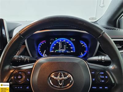 2018 Toyota Corolla - Thumbnail