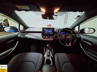 2018 Toyota Corolla - Thumbnail