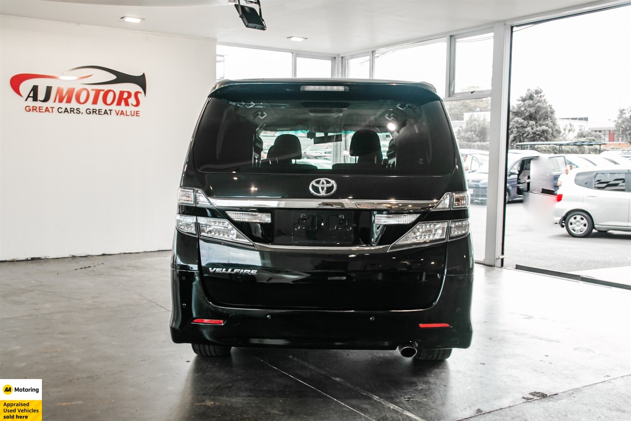 2013 Toyota Vellfire