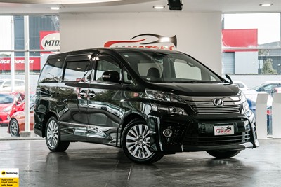 2013 Toyota Vellfire - Thumbnail