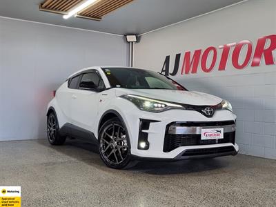 2019 Toyota C-HR - Thumbnail