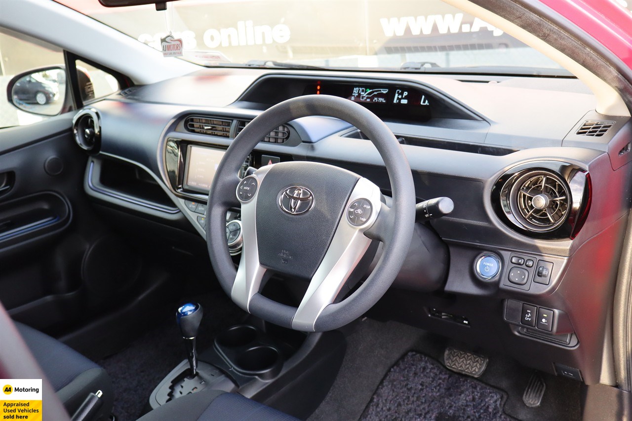 2015 Toyota Aqua
