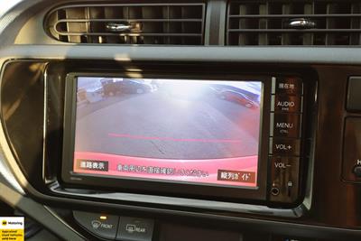 2015 Toyota Aqua - Thumbnail