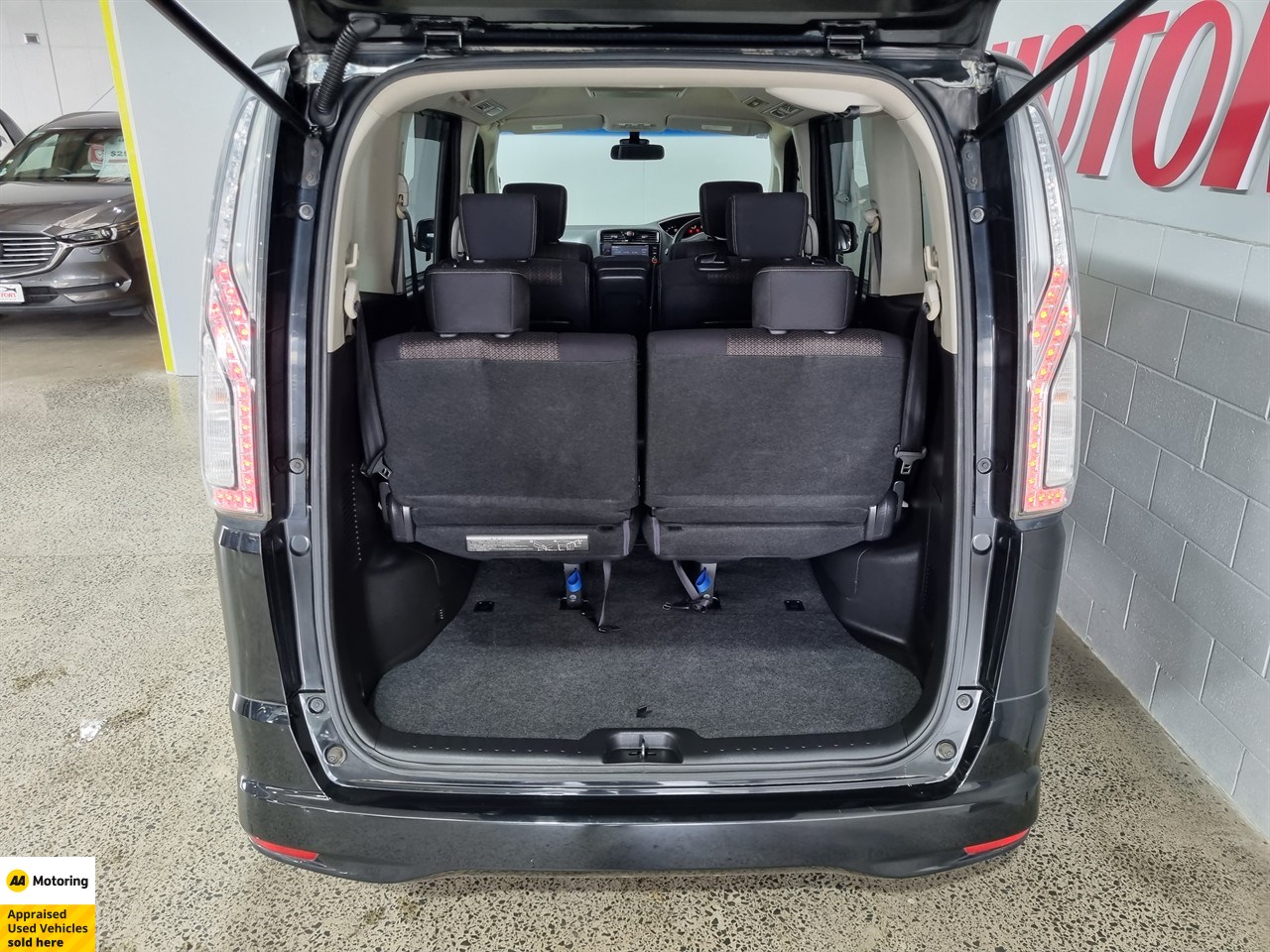 2015 Nissan Serena
