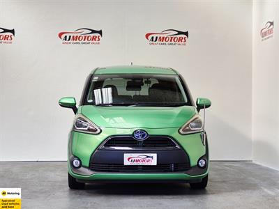 2015 Toyota Sienta - Thumbnail