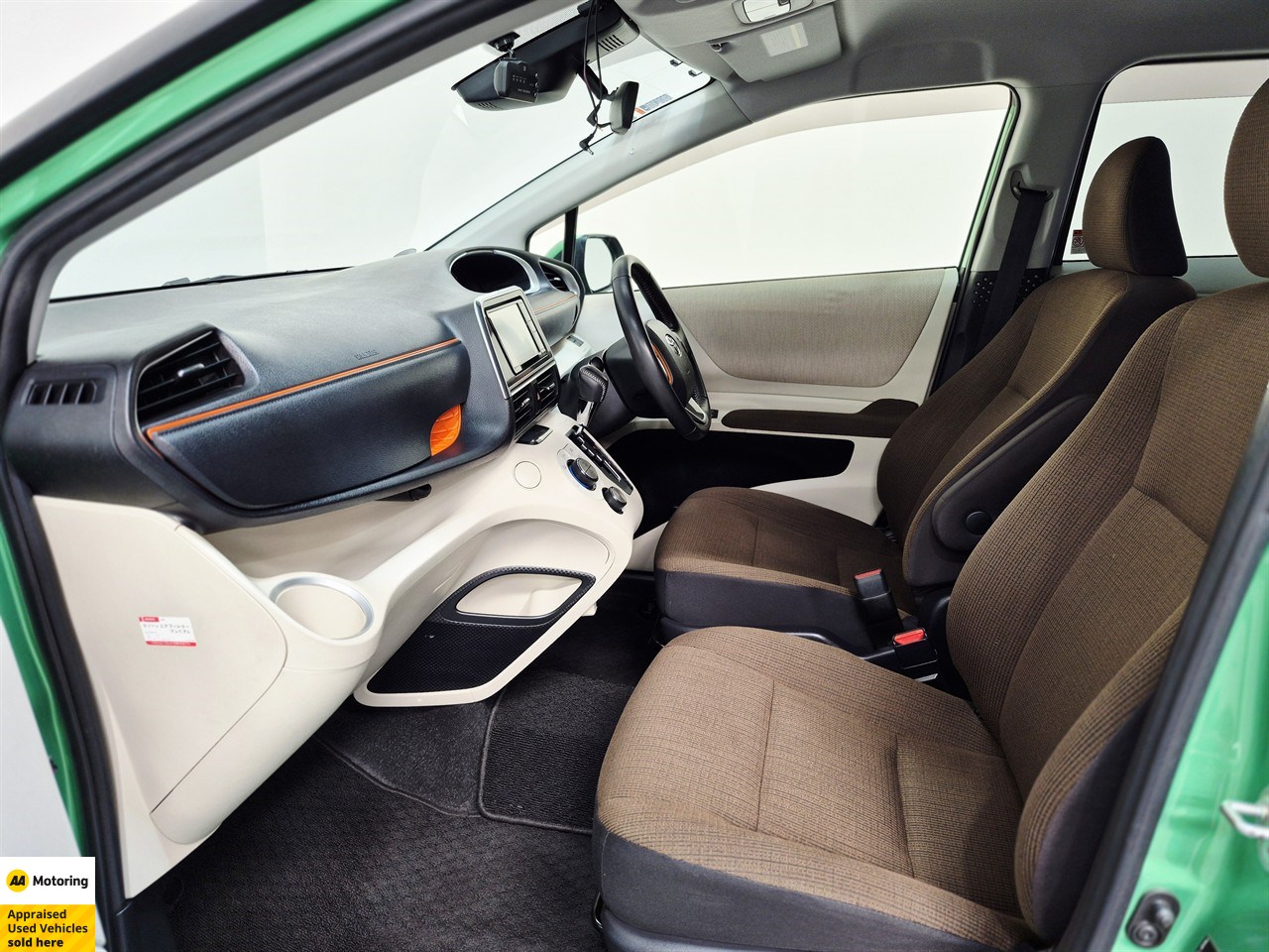 2015 Toyota Sienta