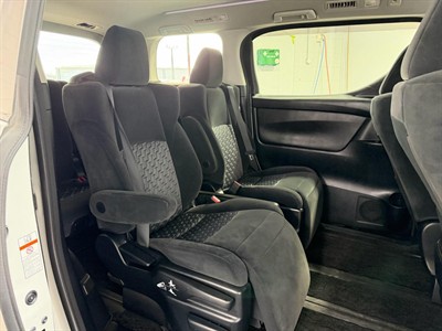 2015 Toyota Vellfire - Thumbnail