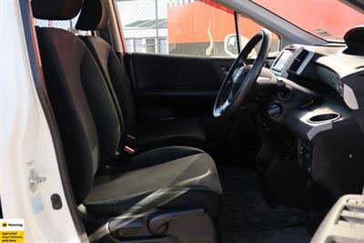 2012 Honda Freed - Thumbnail