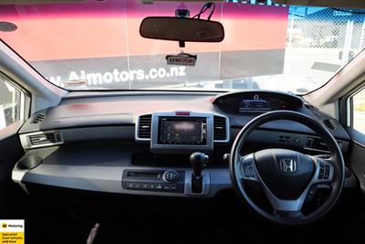 2012 Honda Freed - Thumbnail