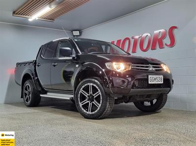 2012 Mitsubishi Triton