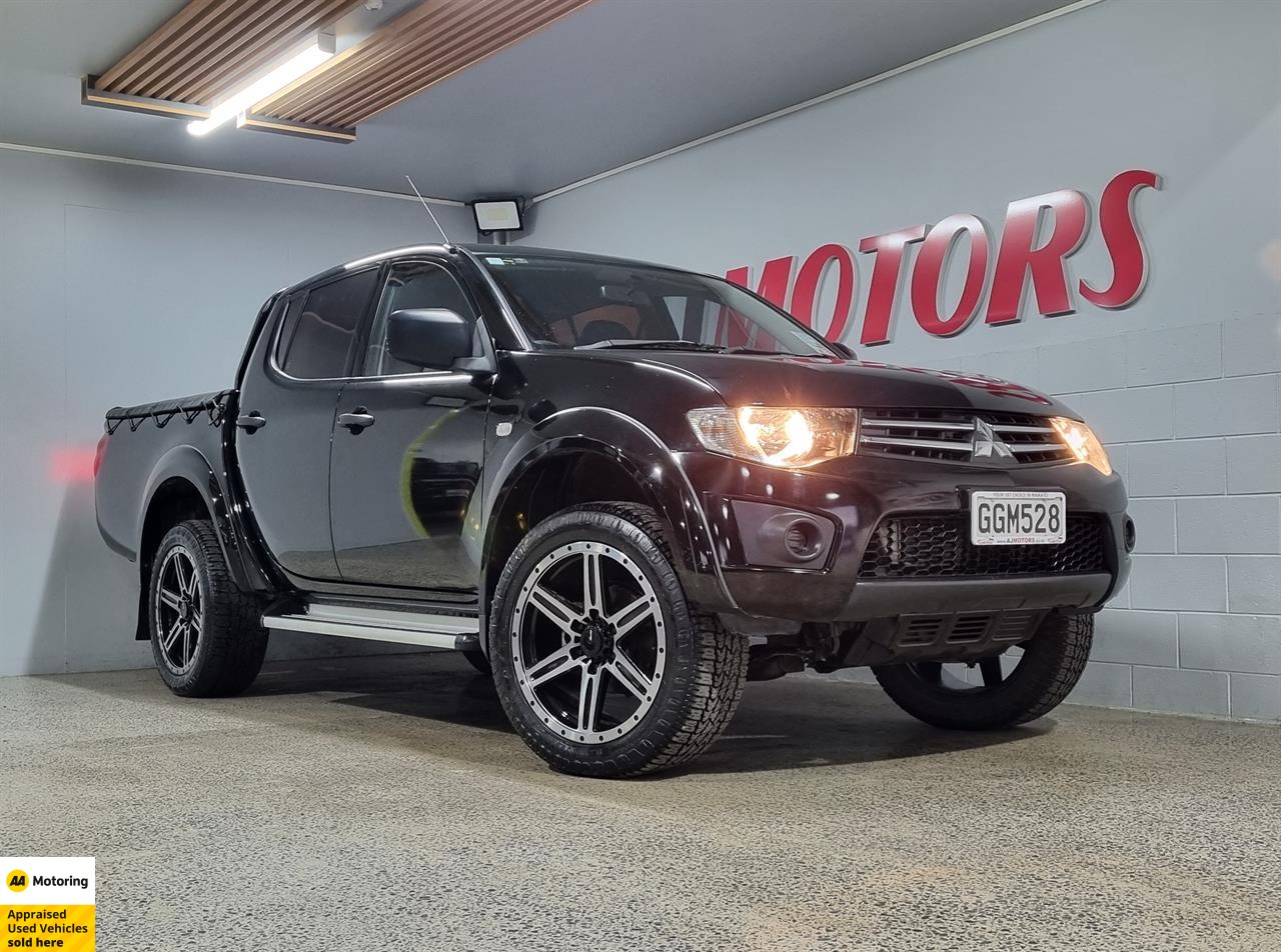 2012 Mitsubishi Triton