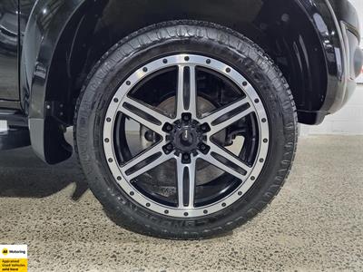 2012 Mitsubishi Triton - Thumbnail