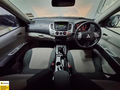 2012 Mitsubishi Triton - Thumbnail