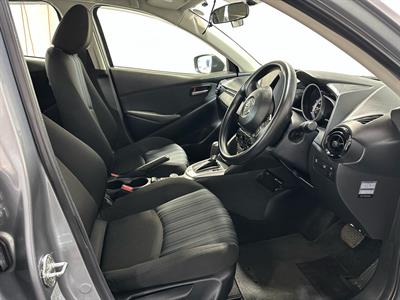 2016 Mazda Demio - Thumbnail