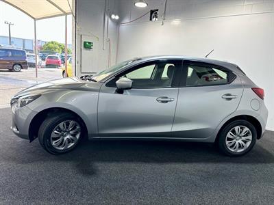 2016 Mazda Demio - Thumbnail
