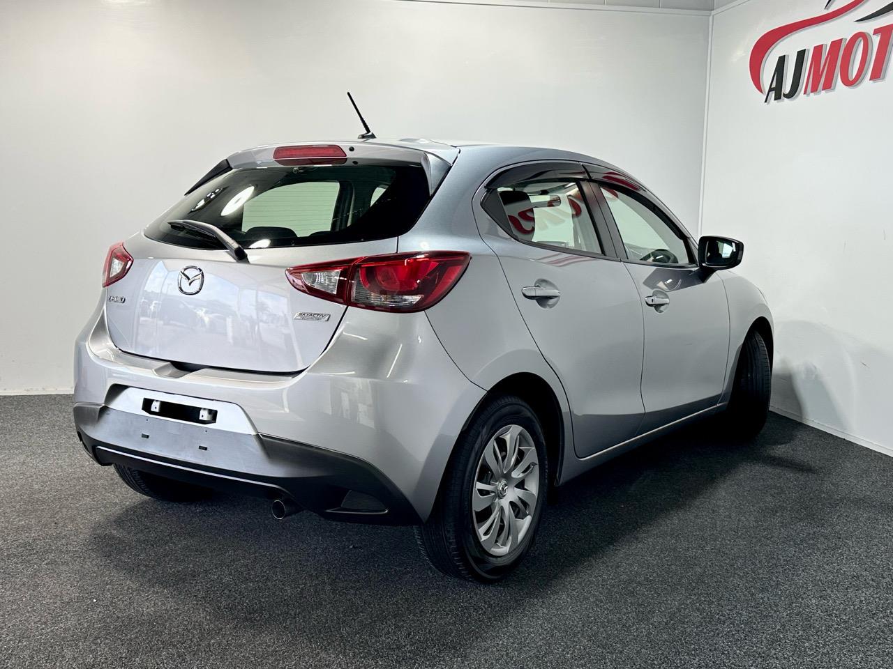 2016 Mazda Demio