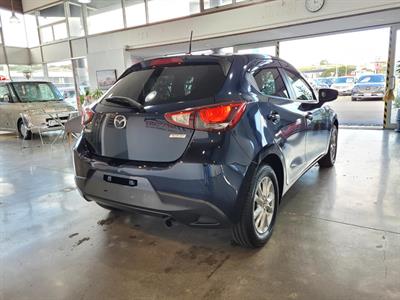 2014 Mazda Demio - Thumbnail