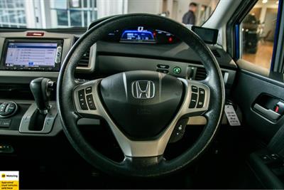 2013 Honda Freed - Thumbnail