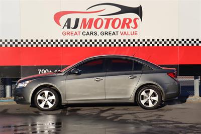 2012 Holden Cruze - Thumbnail