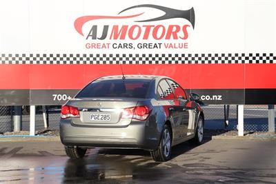 2012 Holden Cruze - Thumbnail