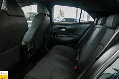 2018 Toyota Corolla - Thumbnail