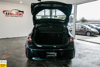 2018 Toyota Corolla - Thumbnail