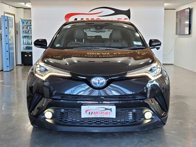 2017 Toyota C-HR - Thumbnail