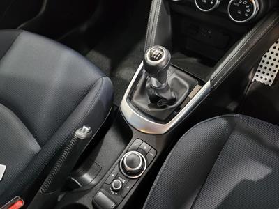 2020 Mazda 2 - Thumbnail