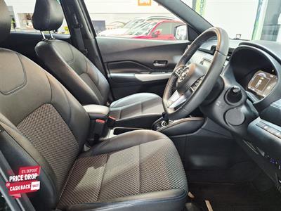 2020 Nissan Kicks - Thumbnail