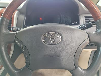2004 Toyota Alphard - Thumbnail