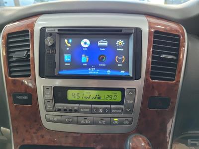 2004 Toyota Alphard - Thumbnail