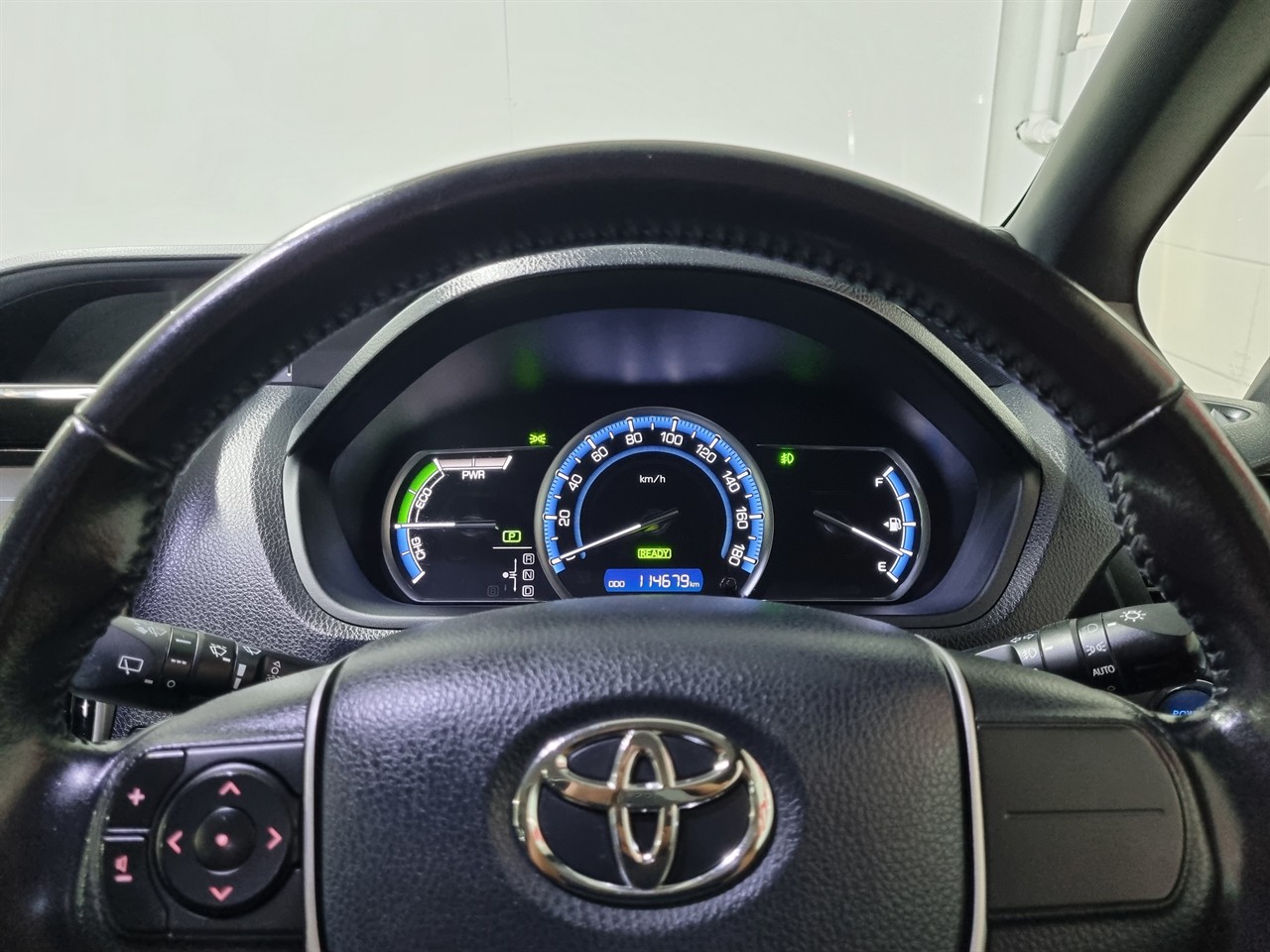 2015 Toyota Noah