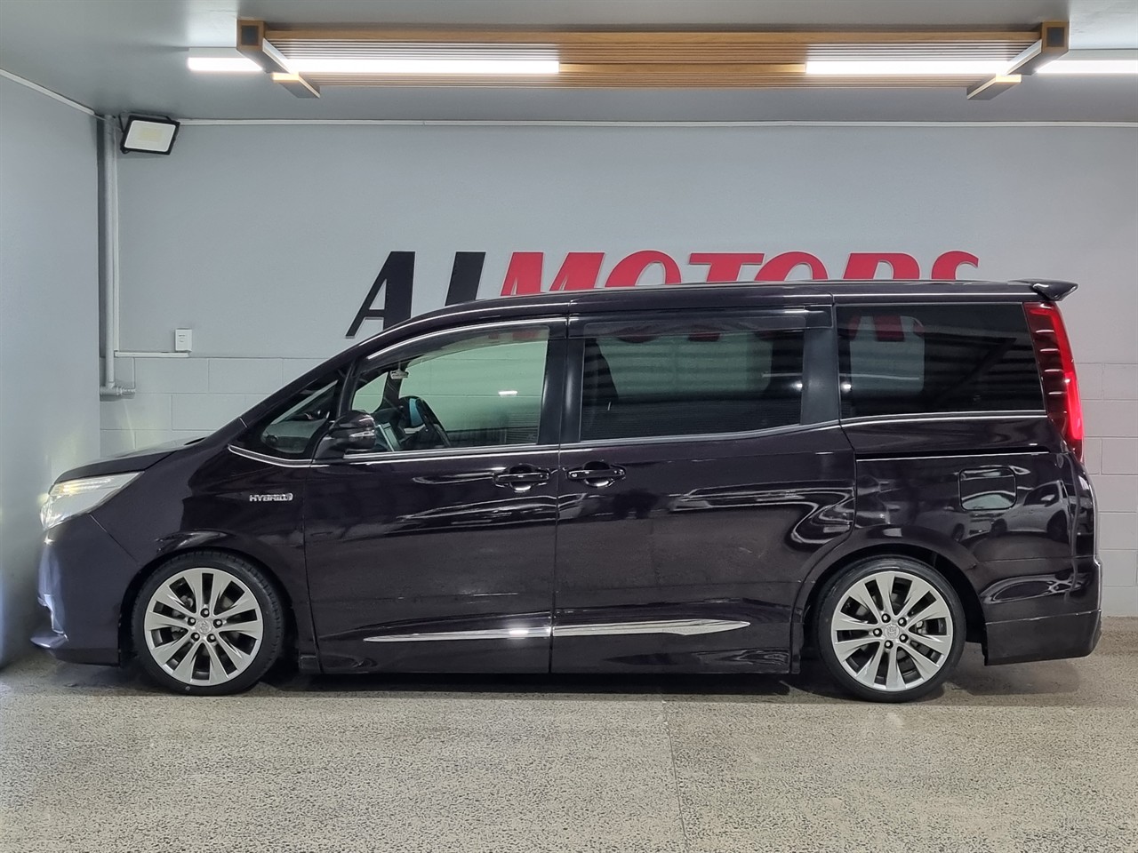 2015 Toyota Noah
