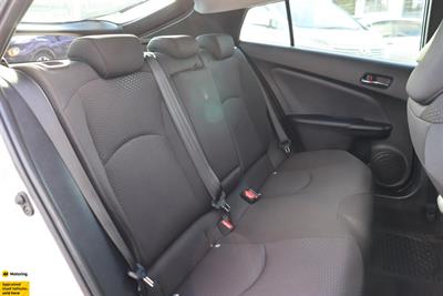 2019 Toyota Prius - Thumbnail