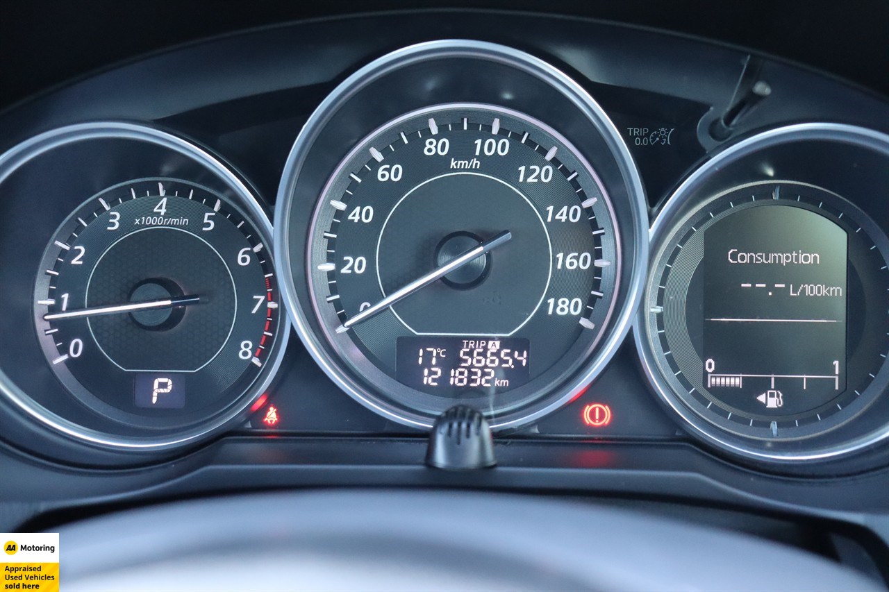 2013 Mazda Atenza