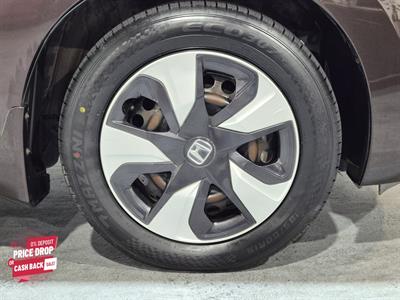 2017 Honda Fit - Thumbnail