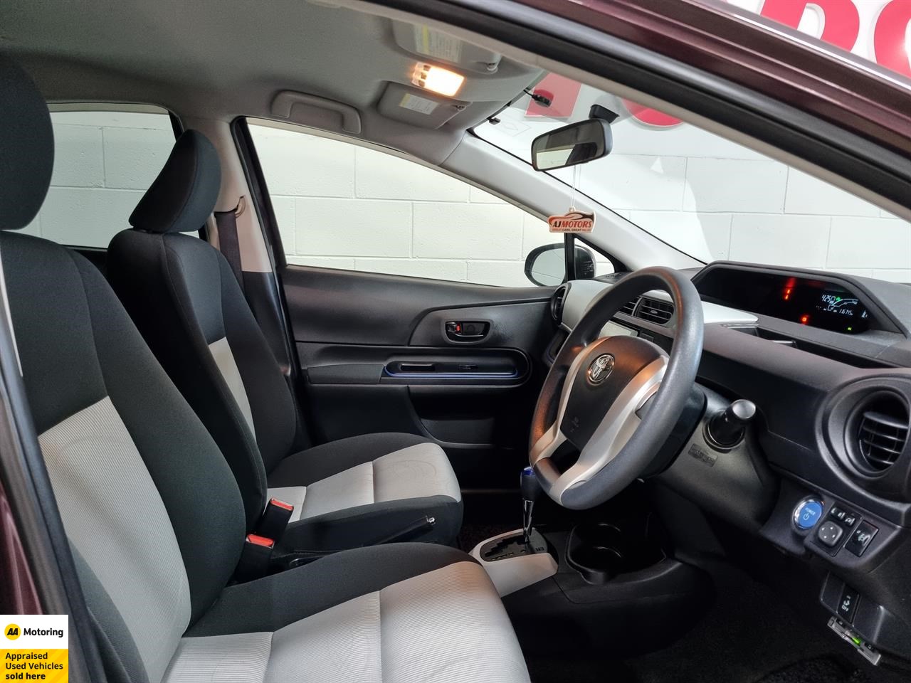 2014 Toyota Aqua