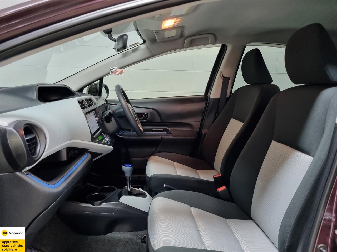 2014 Toyota Aqua