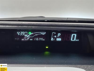 2014 Toyota Aqua - Thumbnail