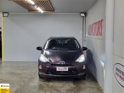 2014 Toyota Aqua - Thumbnail