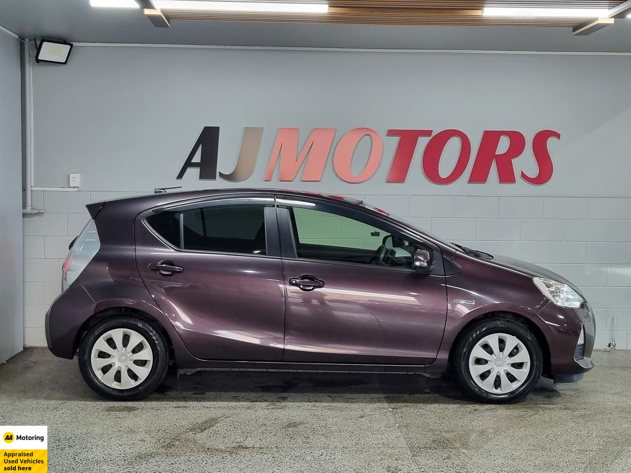2014 Toyota Aqua
