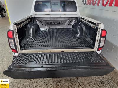 2016 Nissan Navara - Thumbnail