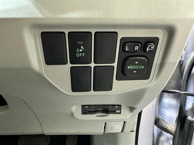 2014 Toyota Prius - Thumbnail