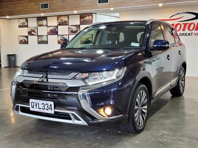 2021 Mitsubishi Outlander - Thumbnail
