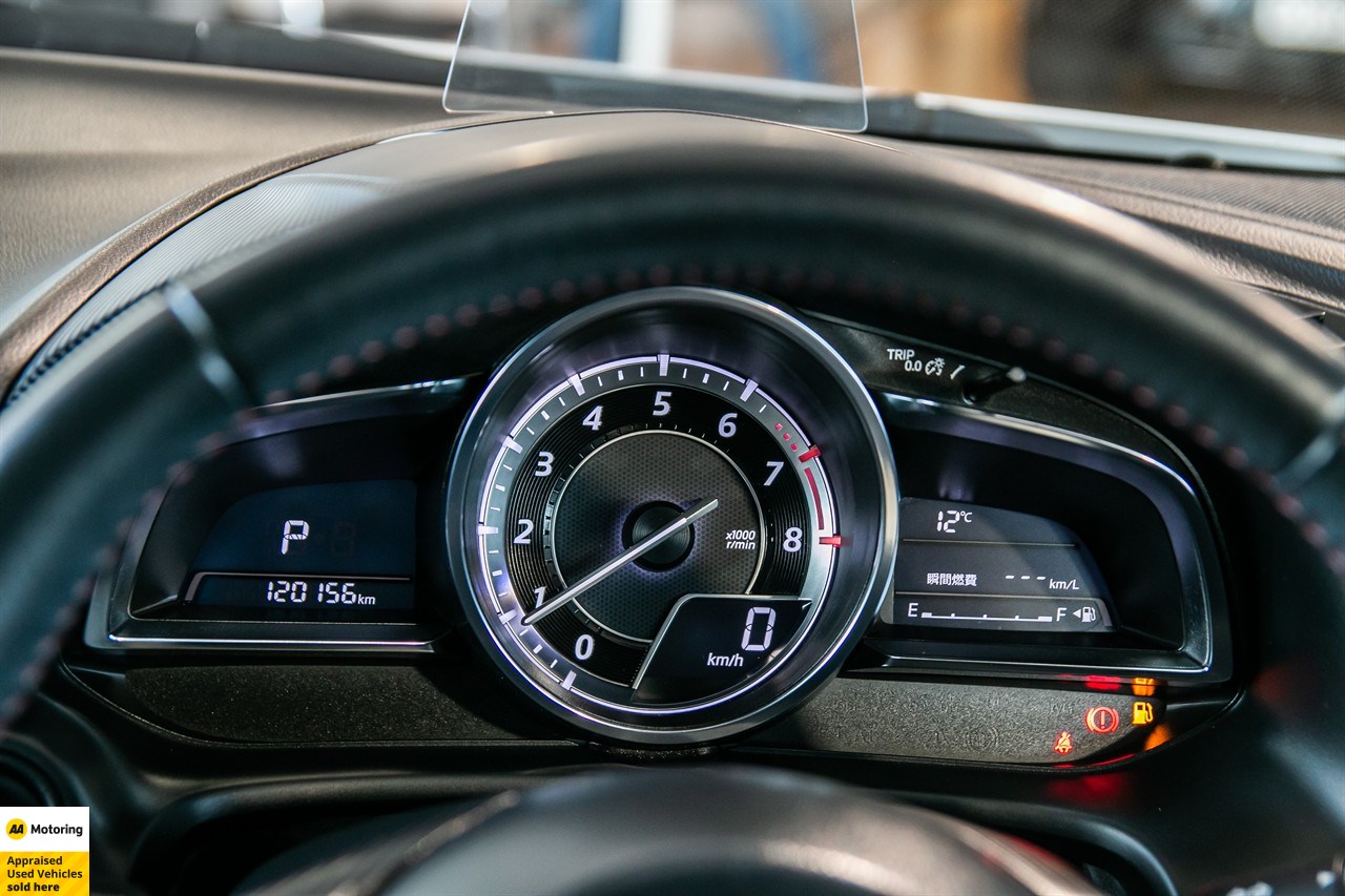 2015 Mazda Axela