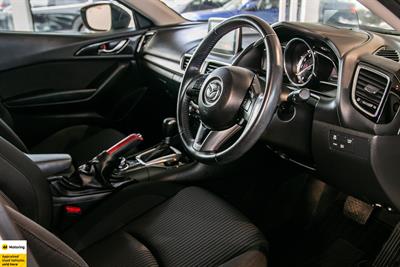 2015 Mazda Axela - Thumbnail