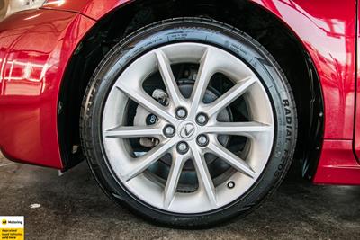 2013 Lexus CT 200h - Thumbnail
